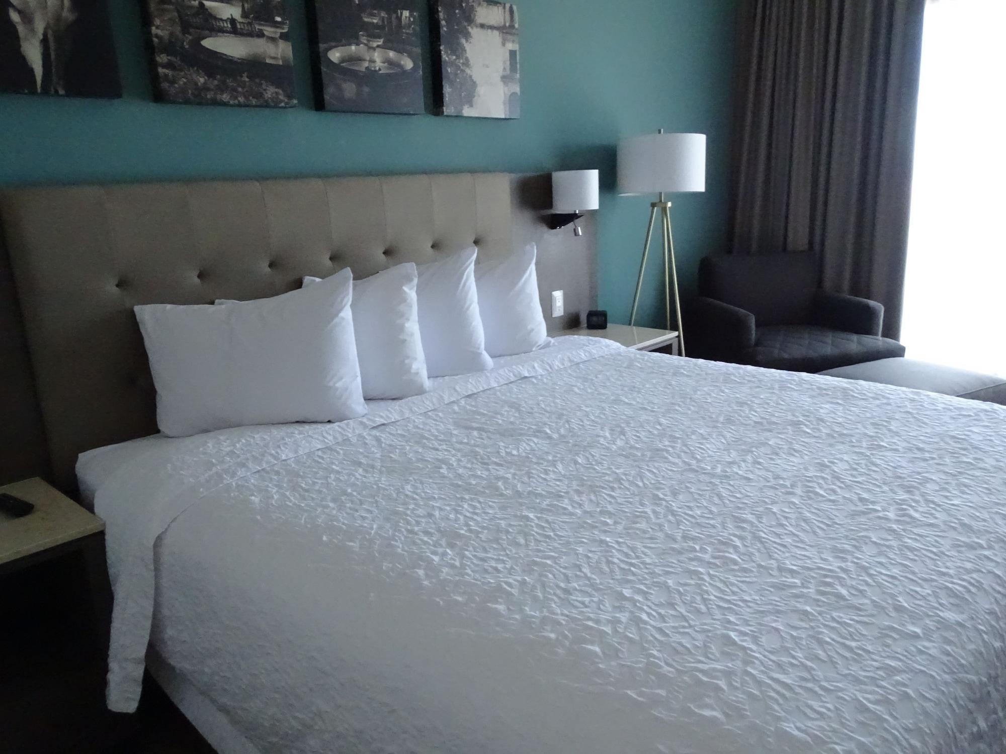 Hampton Inn By Hilton Celaya Celaya  Εξωτερικό φωτογραφία