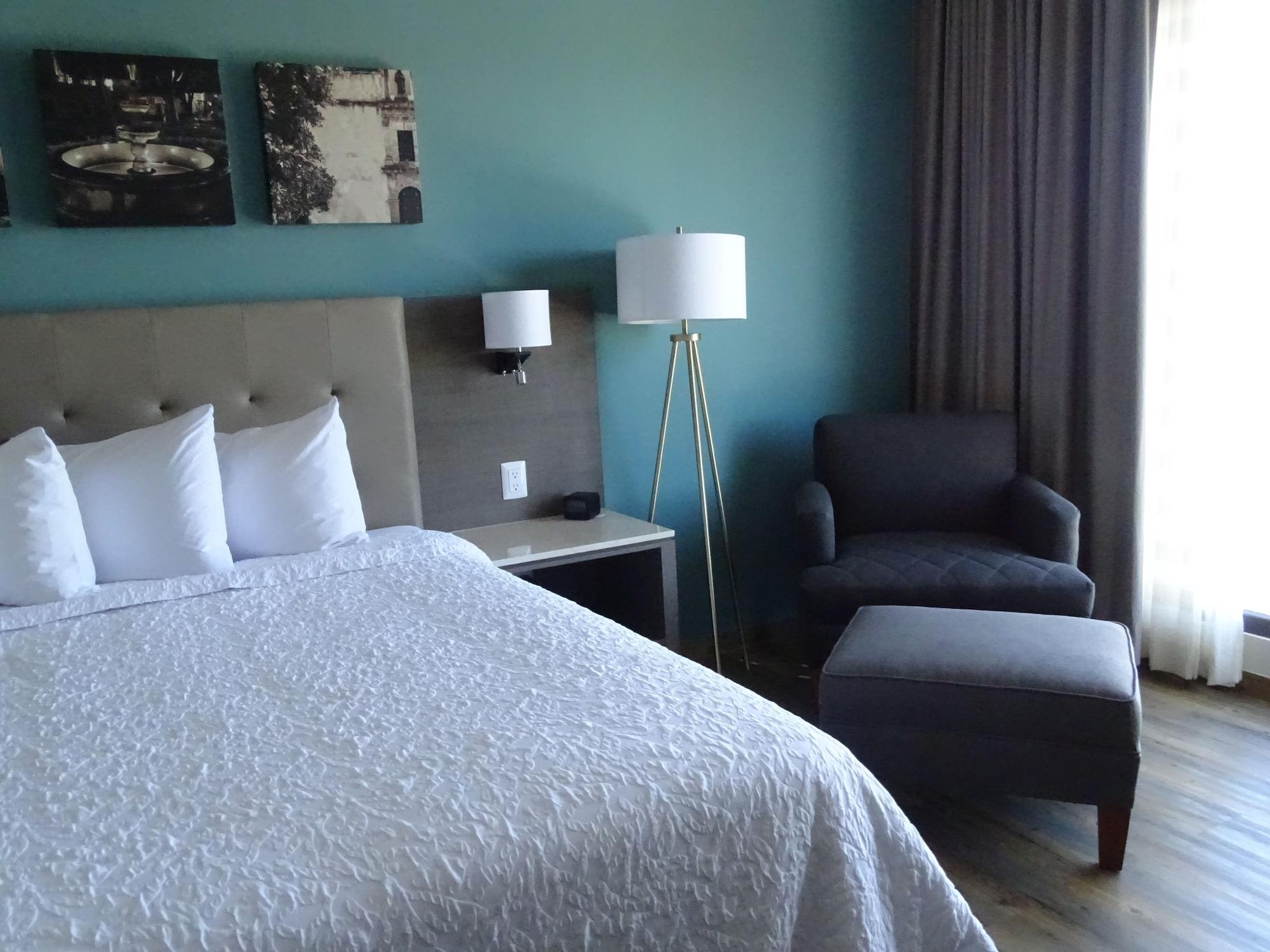 Hampton Inn By Hilton Celaya Celaya  Εξωτερικό φωτογραφία