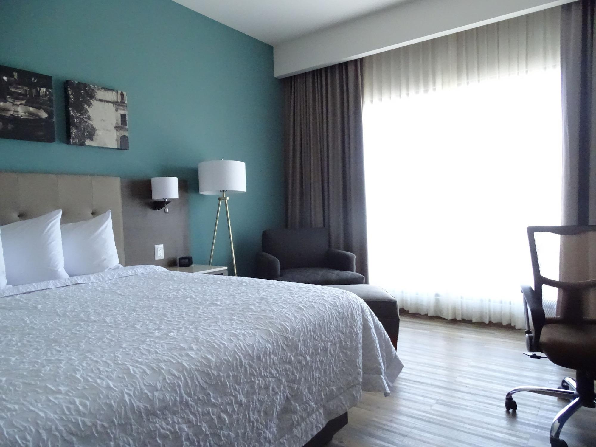 Hampton Inn By Hilton Celaya Celaya  Εξωτερικό φωτογραφία