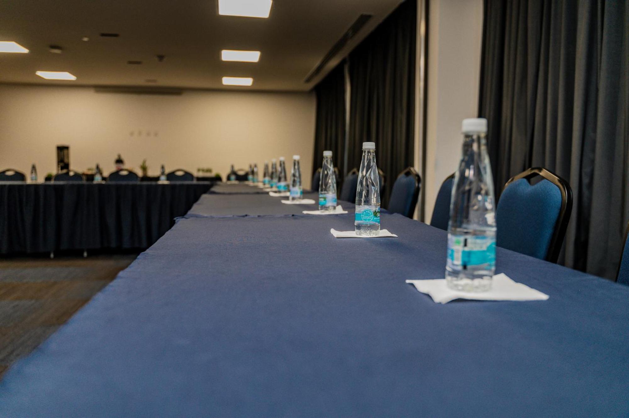 Hampton Inn By Hilton Celaya Celaya  Εξωτερικό φωτογραφία