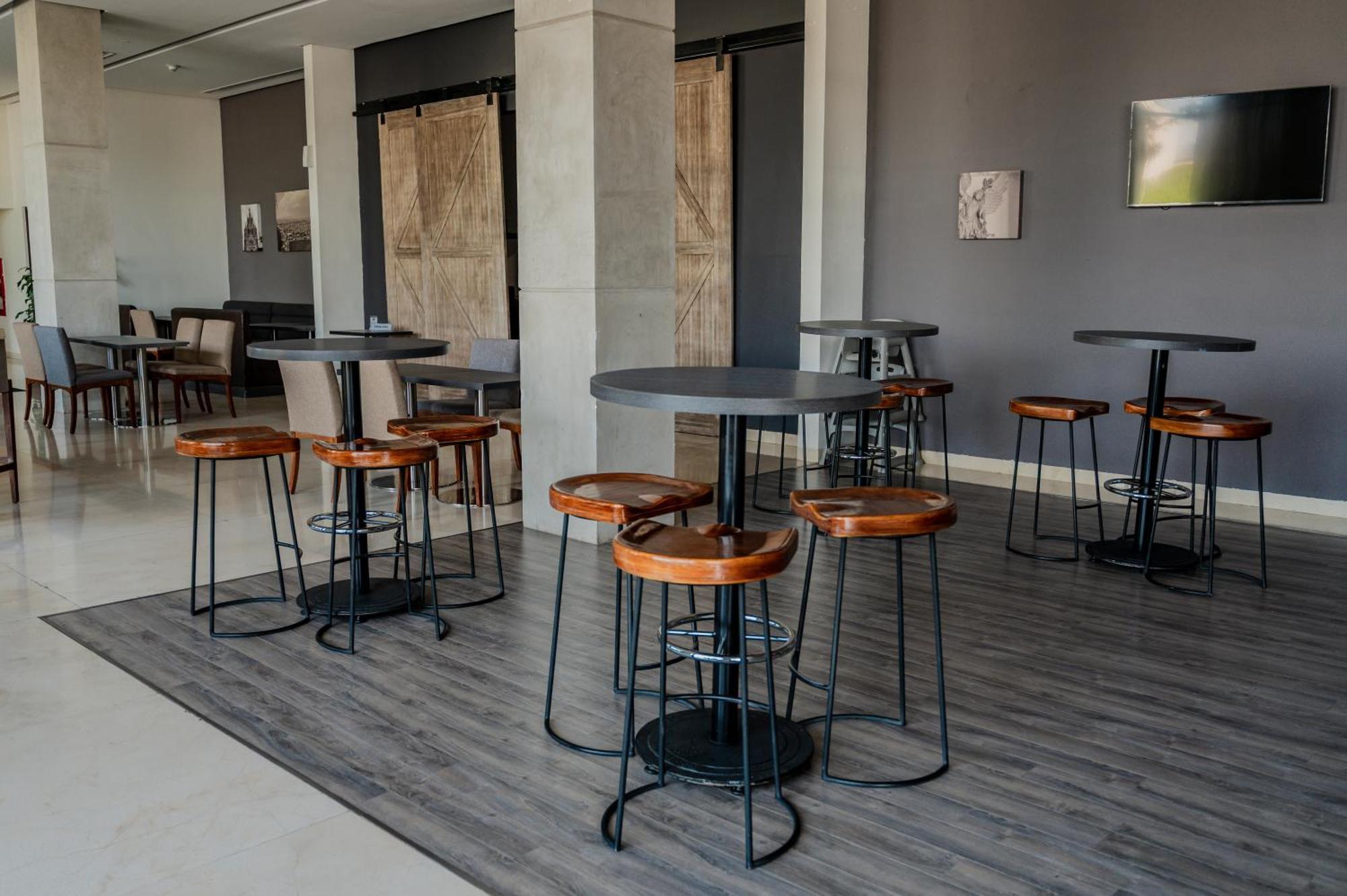 Hampton Inn By Hilton Celaya Celaya  Εξωτερικό φωτογραφία
